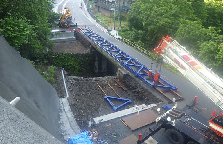 社資（改築）工事（軍平橋架換工） | 株式会社山口組、秩父の土木・建設を創造する